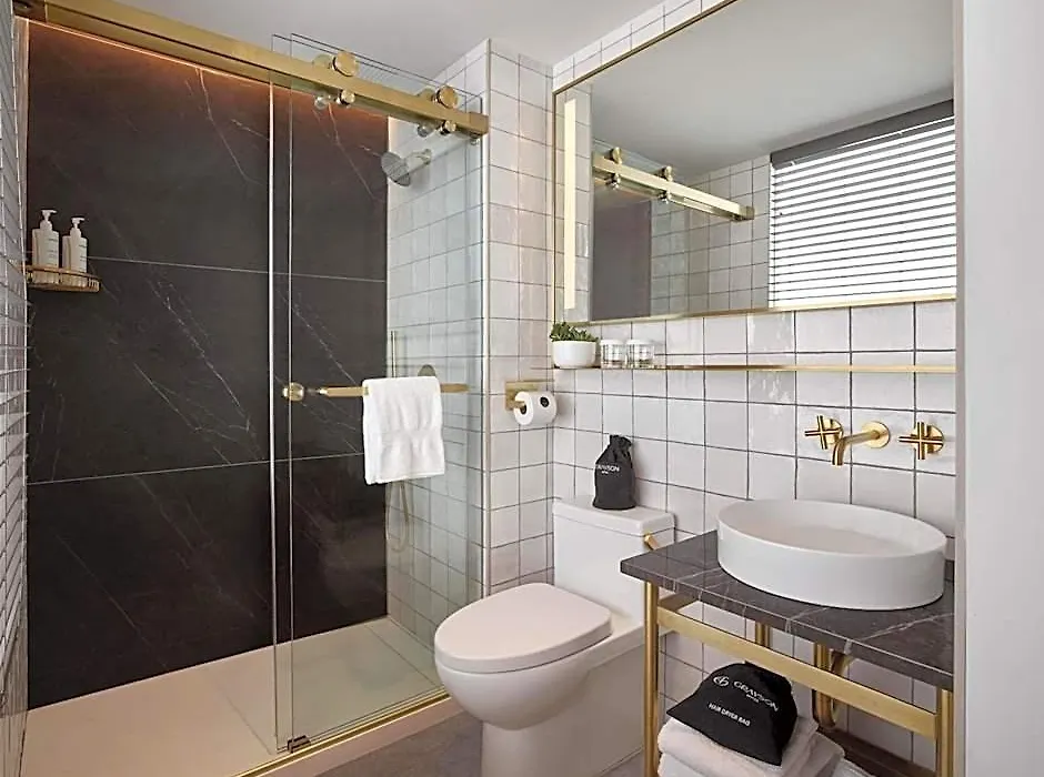 Grayson Hotel-1